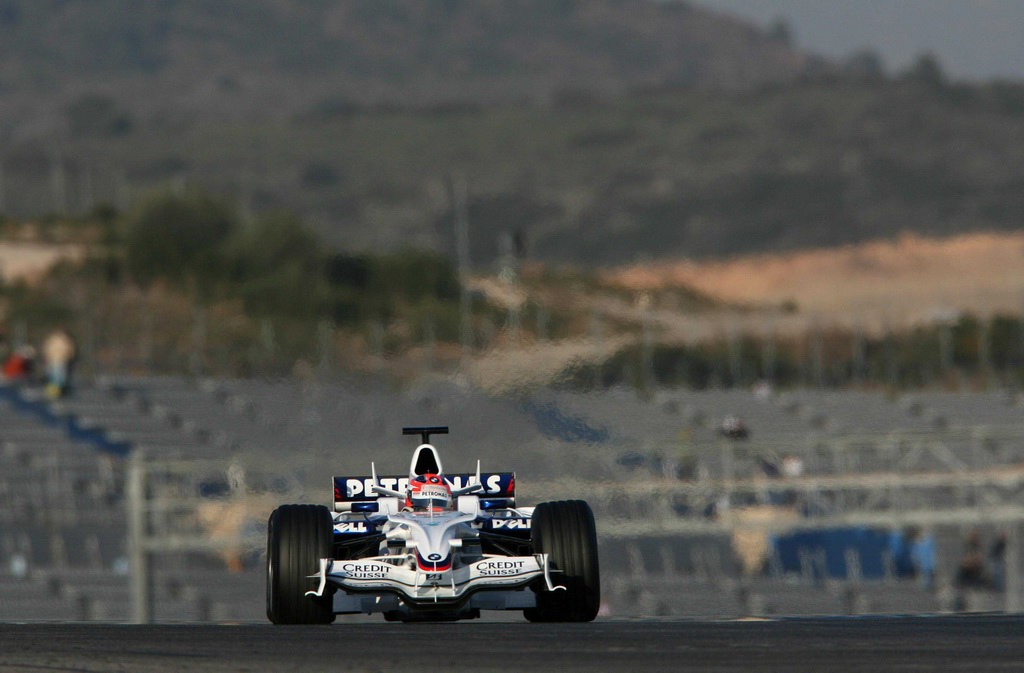 08F1-Valencia-Test-Thu-08.jpg