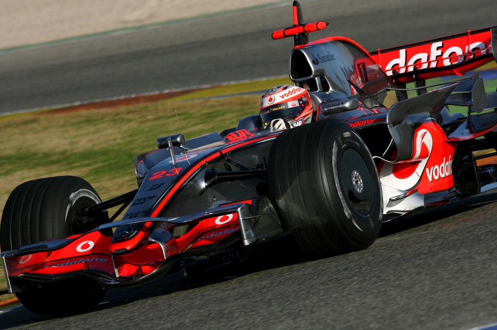 08F1-Valencia-Test-Tue-02.jpg